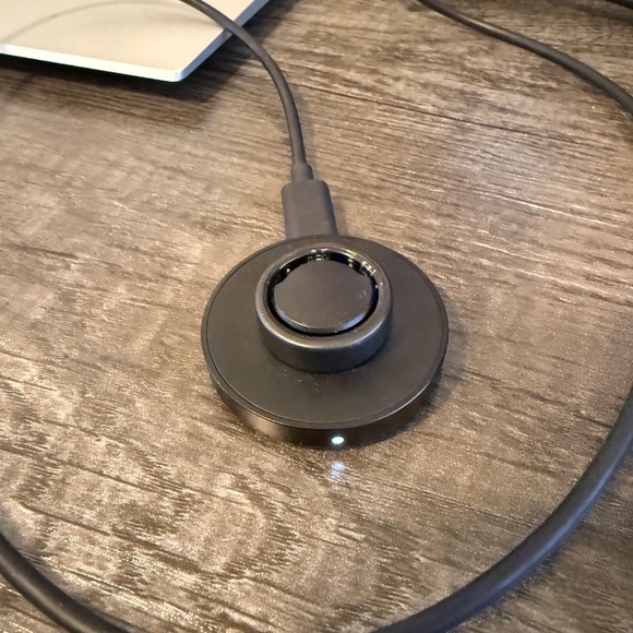 Oura Ring Gen 3 Horizon Stealth Size US 10 + Charger - Picture 3 of 3